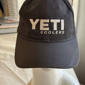 Yeti Coolers Logo Strapback Hat Cap Gray Cotton White Embroidered